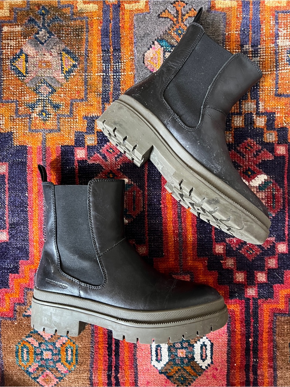 Women’s Black Chelsea Boots
